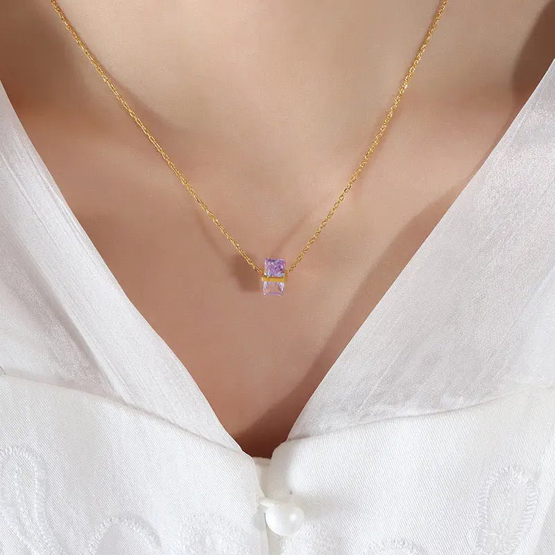 Kheira – Collier en plaqué or avec pendentif coloré Inad Création