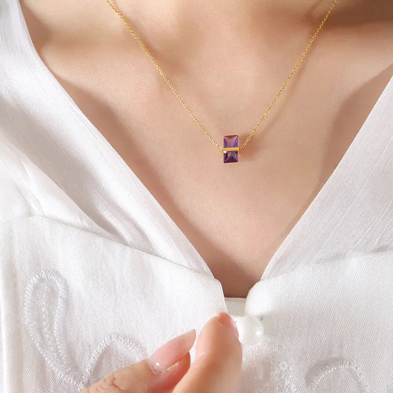 Kheira – Collier en plaqué or avec pendentif coloré Inad Création