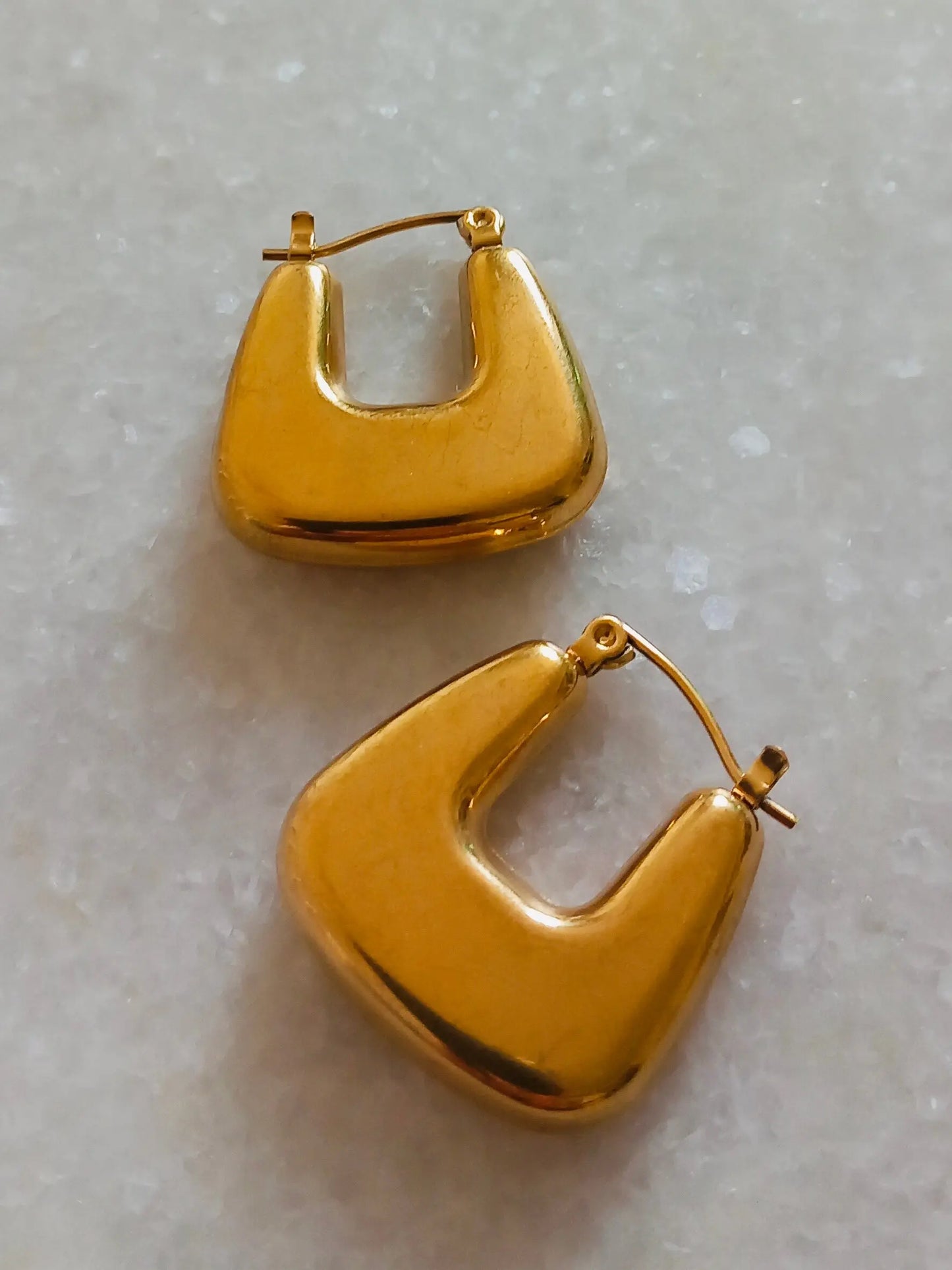Nora Boucles d’Oreilles - Élégance Rétro en Plaqué Or Inad Création